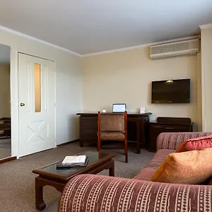 https://la-quinta-by-wyndham-quito.hotelsquito.com