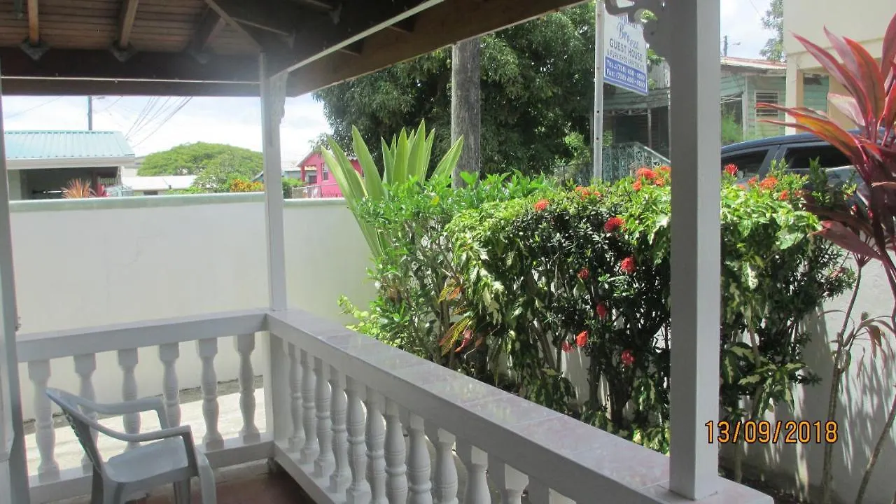 Tropical Breeze Vacation Home And Apartments Gros Islet Guest house