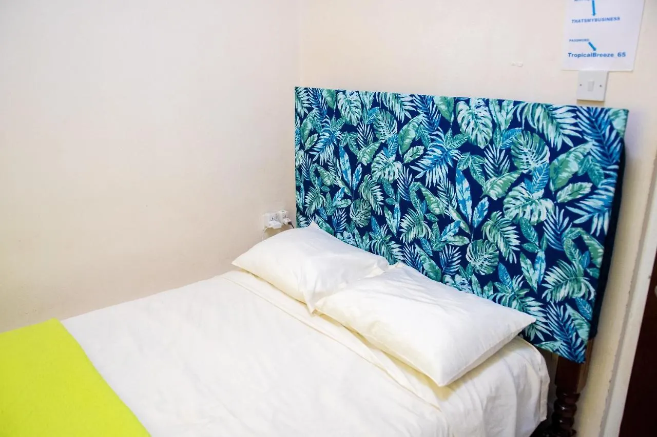Guest house Tropical Breeze Vacation Home And Apartments Gros Islet
