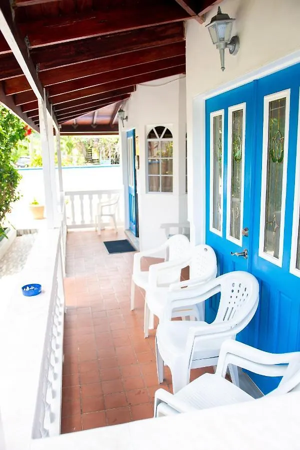 Tropical Breeze Vacation Home And Apartments Gros Islet