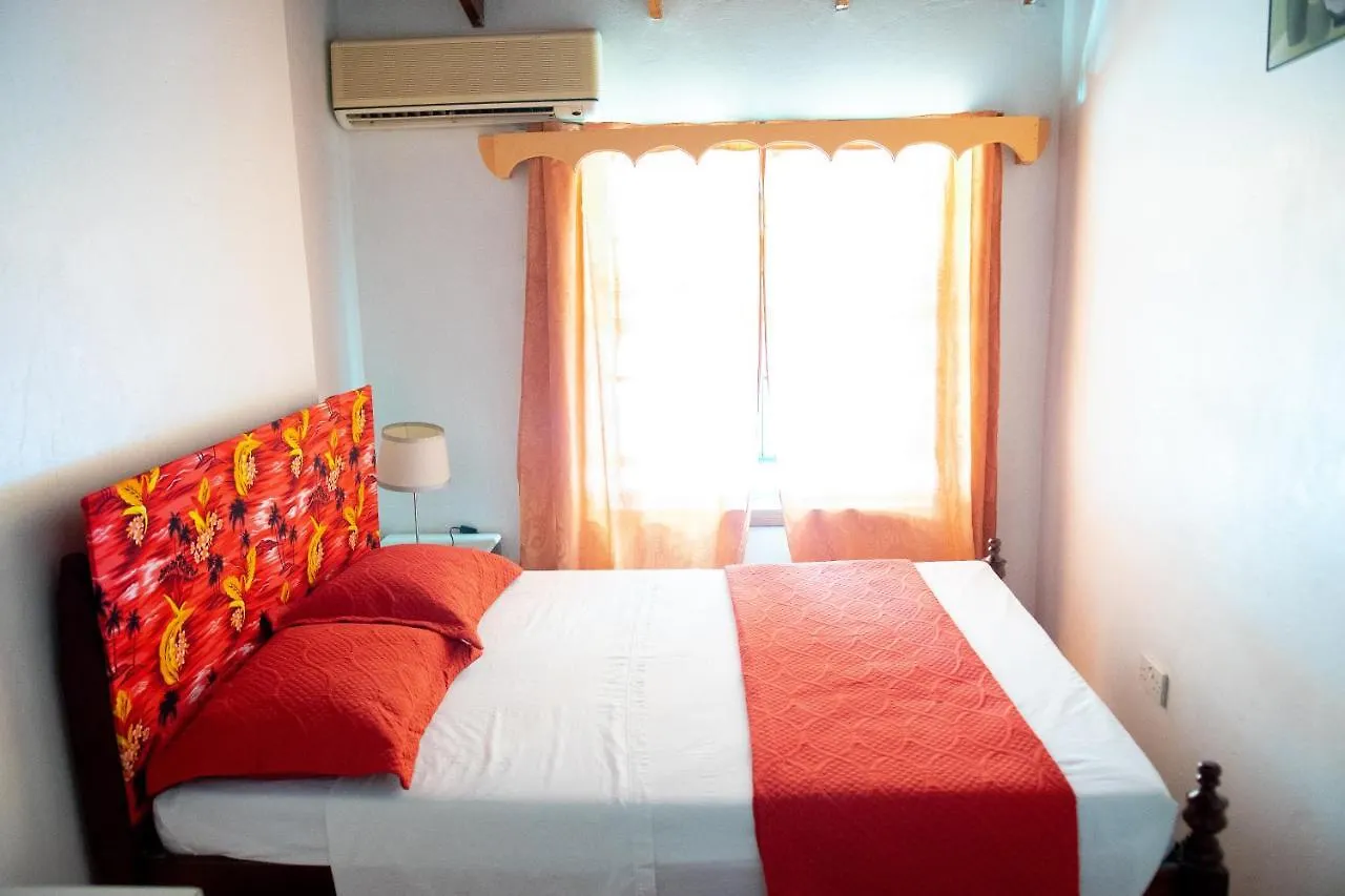 Tropical Breeze Vacation Home And Apartments Gros Islet