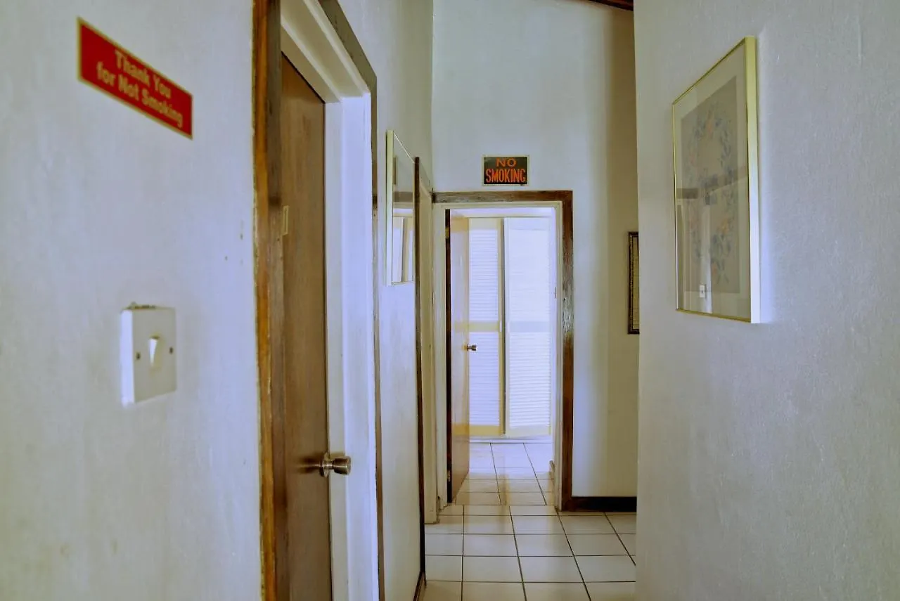 Tropical Breeze Vacation Home And Apartments Gros Islet Guest house